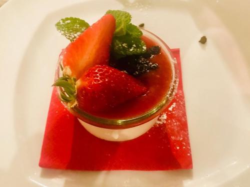 sweet table 10