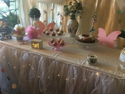 sweet table 4